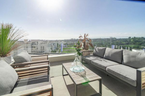 LM362B - 2 BR penthouse with large sundeck